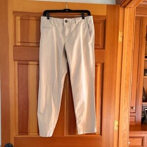 Banana Republic Women’s Light Beige Chinos